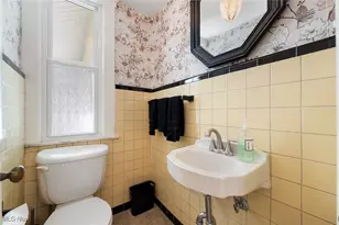 31103 Lakeshore Blvd, Willowick, OH 44095 - Photo 18