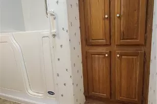 67 E King St, Zanesville, OH 43701 - Photo 18