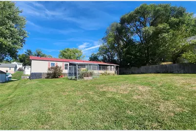 67 E King Street, Zanesville, OH 43701 - Photo 2