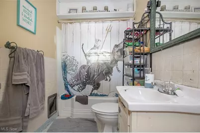 147 Bellfield Avenue, Elyria, OH 44035 - Photo 6