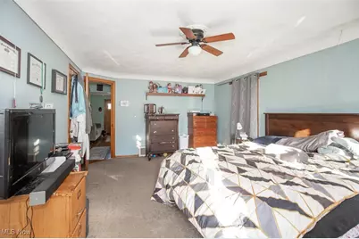 147 Bellfield Avenue, Elyria, OH 44035 - Photo 8