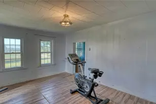 4896 High Hill Rd, Cambridge, OH 43725 - Photo 8