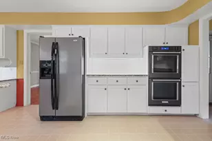 373 Tremont Rd, Akron, OH 44313 - Photo 16