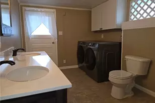 67 E Main St, New Concord, OH 43762 - Photo 20