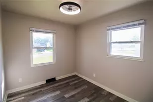 5640 Baylor Ave, Austintown, OH 44515 - Photo 14