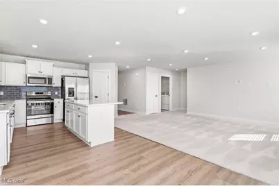 3658 Knecht, Norton, OH 44203 - Photo 22