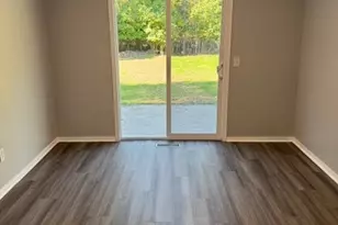 992 Lakewood Beach Dr, Sheffield Lake, OH 44054 - Photo 16