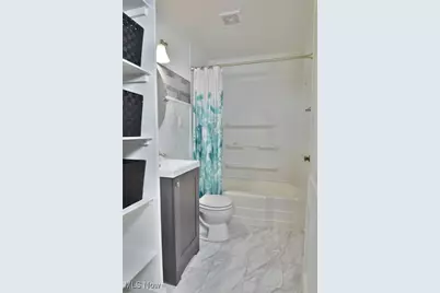 978 Hollywood Street NE, Warren, OH 44483 - Photo 26