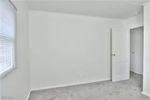 978 Hollywood St NE, Warren, OH 44483 - Photo 24