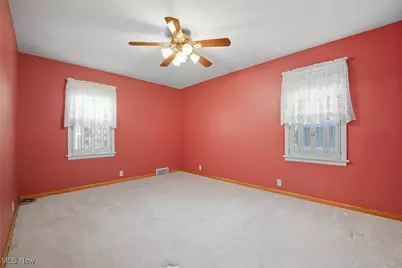 715 Holden Drive, Ashtabula, OH 44004 - Photo 22