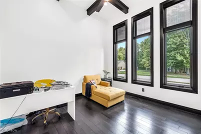 560 Elm Street, Sheffield Lake, OH 44054 - Photo 18