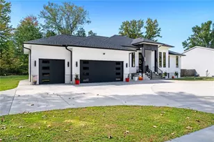 560 Elm St, Sheffield Lake, OH 44054 - Photo 50