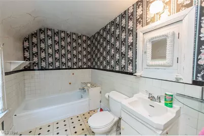 1014 W 9th Street, Lorain, OH 44052 - Photo 20