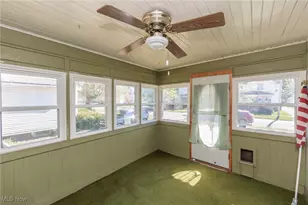 1014 W 9th St, Lorain, OH 44052 - Photo 2