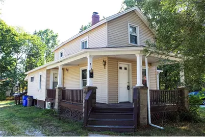 825 W Highland Avenue, Ravenna, OH 44266 - Photo 1
