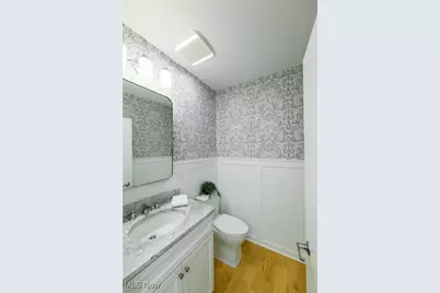 2079 Columbus Road, Loveland, OH 44113 - Photo 18