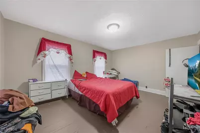 594 Blaine Avenue, Akron, OH 44310 - Photo 10