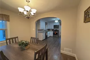 1103 Manor Ave SW, Canton, OH 44710 - Photo 6