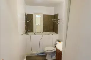 3210 Quentin Dr, Youngstown, OH 44511 - Photo 10