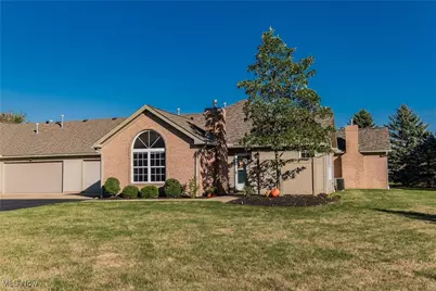 2851 Patriots Path #3-D, Alliance, OH 44601 - Photo 2