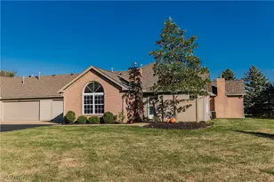 2851 Patriots Path, Alliance, OH 44601 - Photo 2