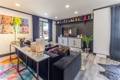 3836 Woodlawn Way, Weirton, WV 26062 - Photo 4