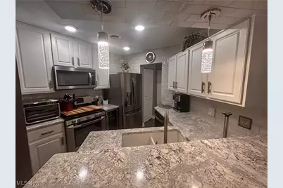 4032 Saint Andrews Court #1, Canfield, OH 44406 - Photo 8