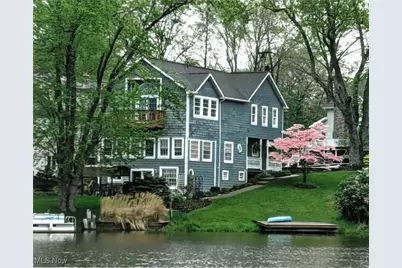 115 Spruce Drive NW, North Canton, OH 44720 - Photo 2