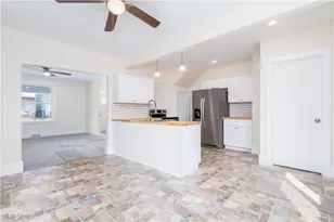 316 Henry Ave, Steubenville, OH 43952 - Photo 2