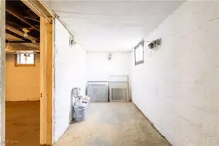 316 Henry Ave, Steubenville, OH 43952 - Photo 30