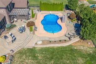 7245 Hanbury Close, Canfield, OH 44406 - Photo 46