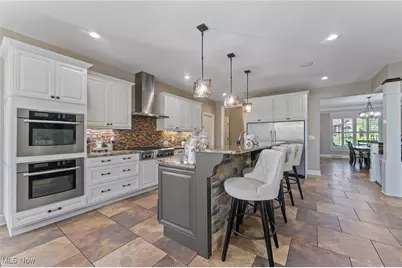 7245 Hanbury Close, Canfield, OH 44406 - Photo 8