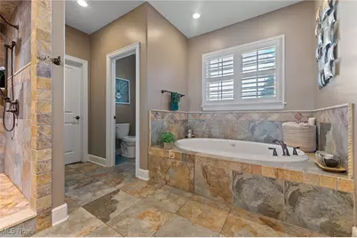 7245 Hanbury Close, Canfield, OH 44406 - Photo 18