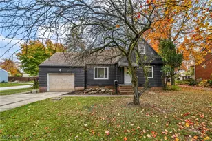 1881 W Pleasant Valley Rd, Loveland, OH 44134 - Photo 2