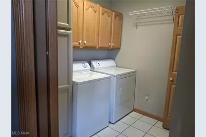 519 Wilcox #A, Youngstown, OH 44515 - Photo 6