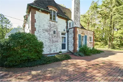 2120 Ridgewood Road, Akron, OH 44313 - Photo 26