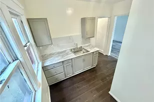 10009 Parmelee Ave, Loveland, OH 44108 - Photo 6