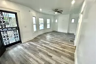 10009 Parmelee Ave, Loveland, OH 44108 - Photo 2