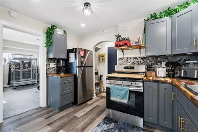 447 Mistletoe Avenue, Youngstown, OH 44511 - Photo 32