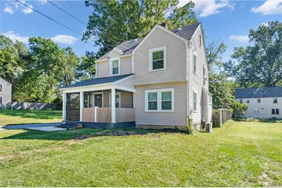 447 Mistletoe Avenue, Youngstown, OH 44511 - Photo 10