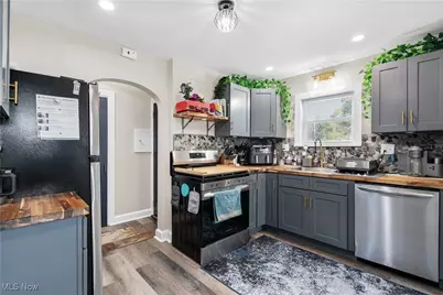 447 Mistletoe Avenue, Youngstown, OH 44511 - Photo 30