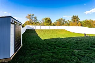 7762 Chesterfield Dr, Chippewa Lake, OH 44215 - Photo 46