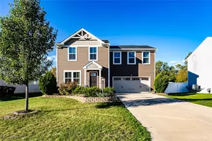 7762 Chesterfield Dr, Chippewa Lake, OH 44215 - Photo 4