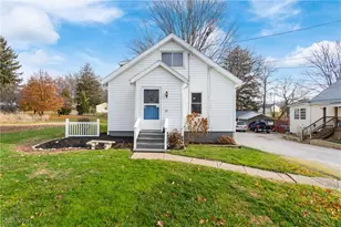 93 Cleveland Ave, Doylestown, OH 44230 - Photo 2