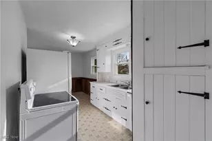 93 Cleveland Ave, Doylestown, OH 44230 - Photo 8