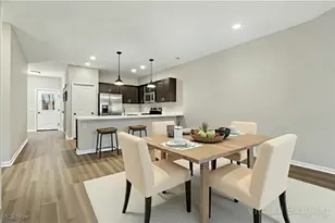 215 Silver Spg Cir, Elyria, OH 44035 - Photo 8