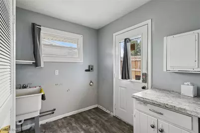 4154 Belle Avenue, Sheffield Lake, OH 44054 - Photo 18