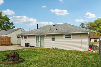 4154 Belle Avenue, Sheffield Lake, OH 44054 - Photo 32
