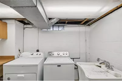 1699 Redwood Avenue, Akron, OH 44301 - Photo 36