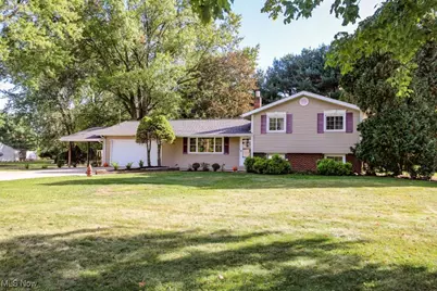 4852 Lovers Lane, Ravenna, OH 44266 - Photo 1